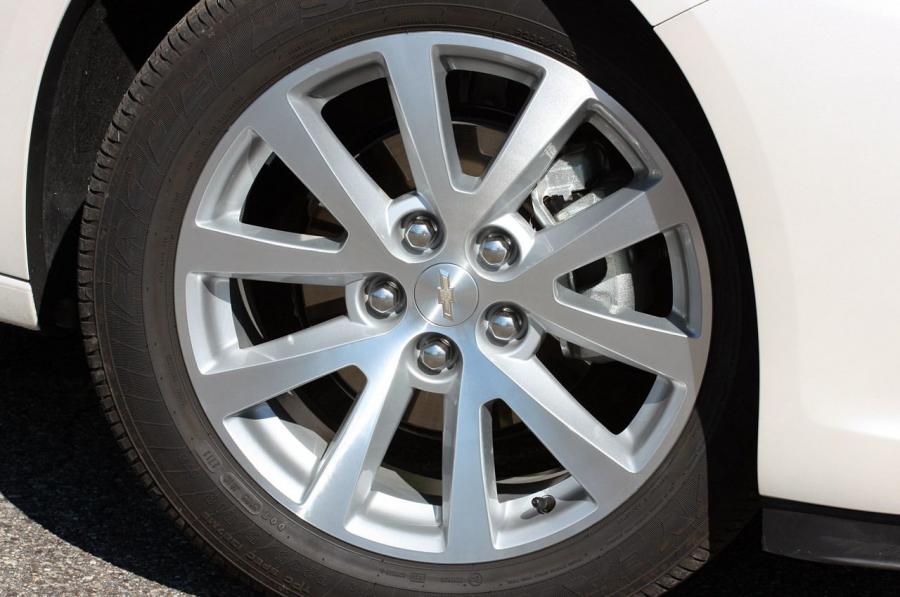  Chevrolet Malibu 2014 года  (фото 4 из 50)